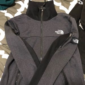 NORTH FACE LIGHT HOODIE